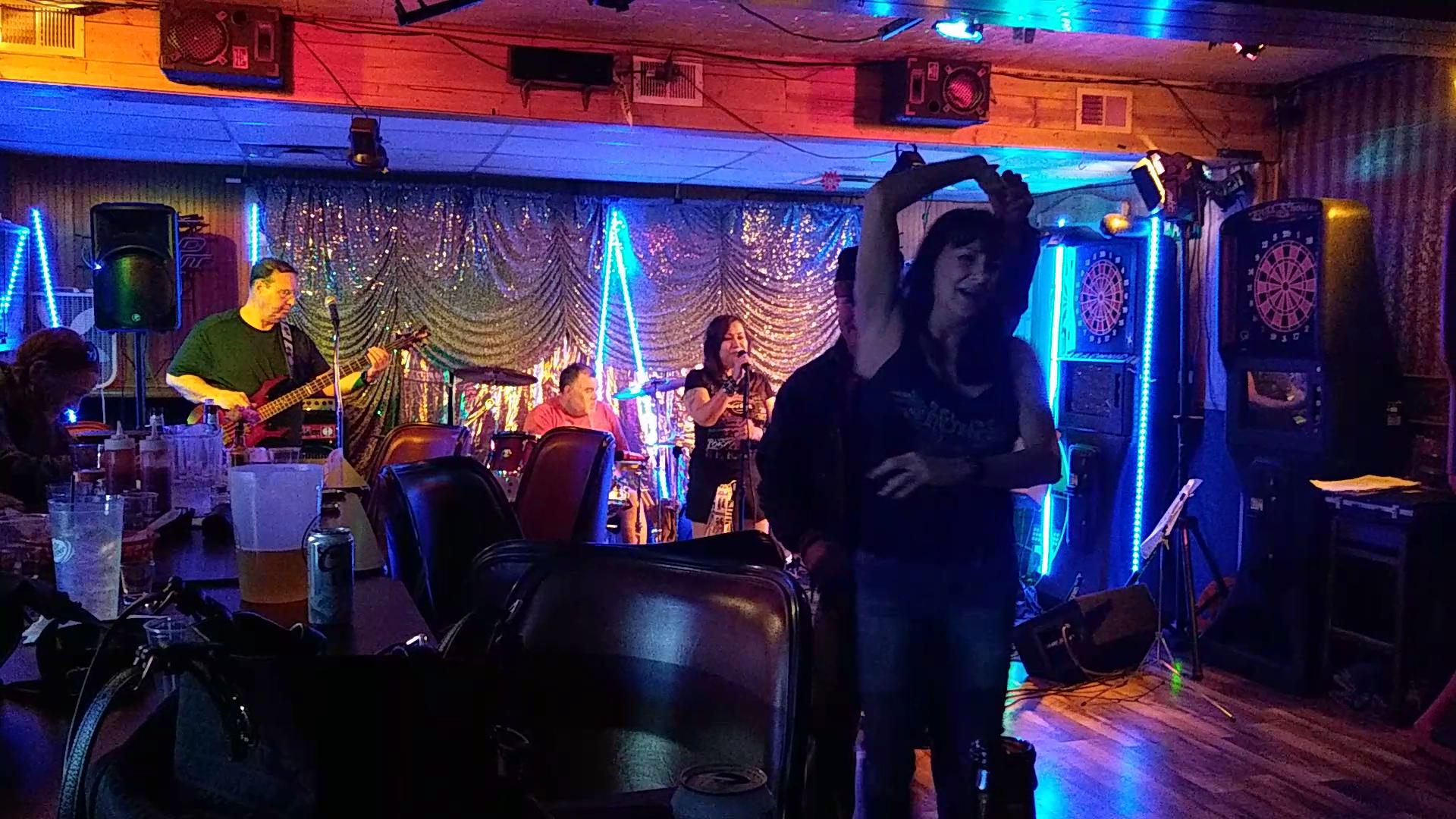 Horseshoe Bar & Grill